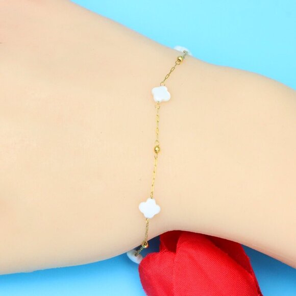 Chic & Stylish Bracelet – A Thoughtful Gift for Women and Girls, DYC1122 - Picture 3 of 7